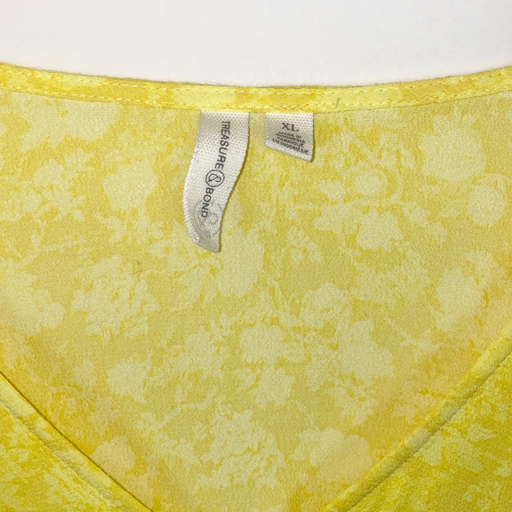 Treasure & Bond Floral Vintage Inspired Blouse - Picture 8 of 8